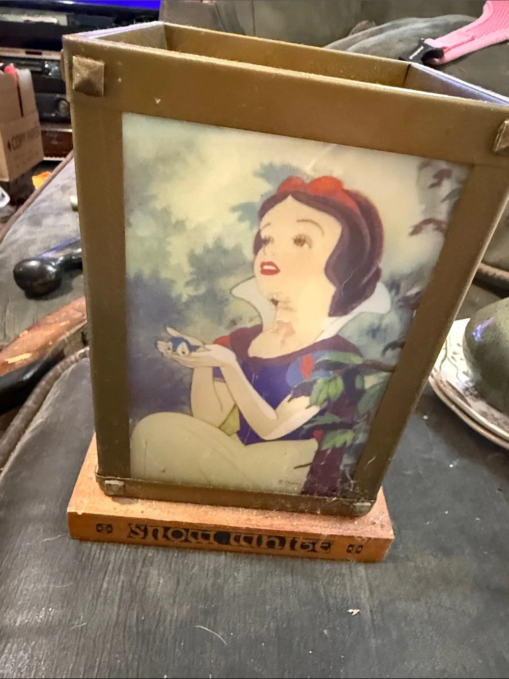 Snow White Votive Candle Holder Box